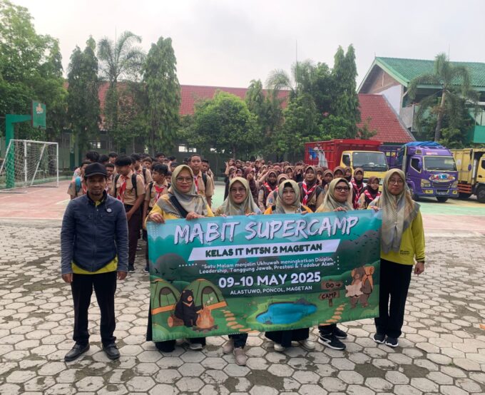 MABIT Supercamp Kelas Program IT MTsN 2 Magetan: Bangun Karakter & Semangat Kolaborasi di Alam