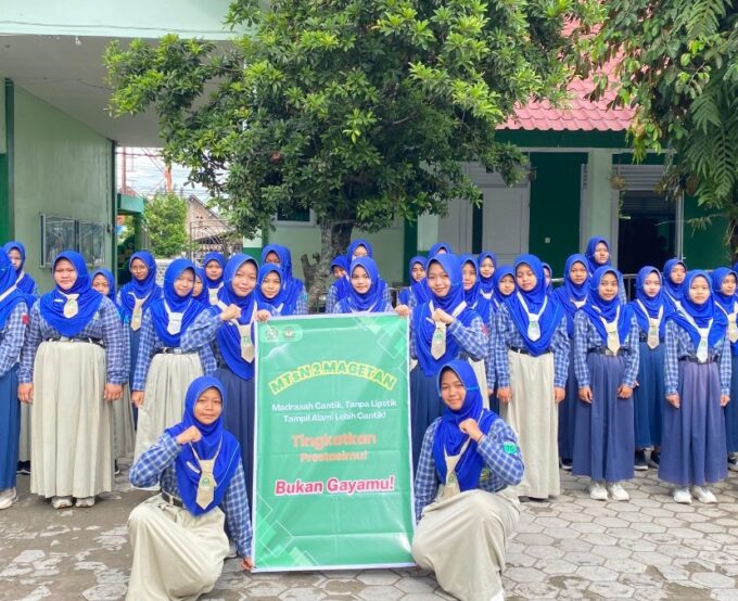 MTsN 2 Magetan Gelar Kampanye Madrasah Cantik: “Tingkatkan Prestasimu, Bukan Gayamu”