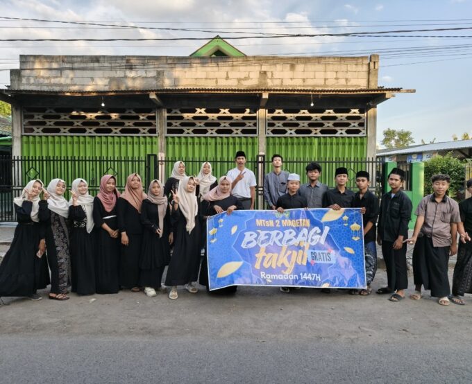 MTsN 2 Magetan Gelar Buka Bersama dan Berbagi Takjil di Bulan Ramadan