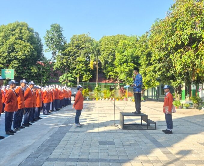 MTsN 2 Magetan Gelar Upacara Peringatan Hari Lahir Pancasila Tahun 2026