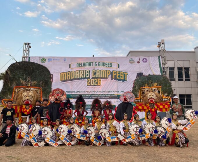 Reog Singo Taruno Meriahkan Upacara Pembukaan Madaris Camp Fest Kemenag Kabupaten Magetan 2026